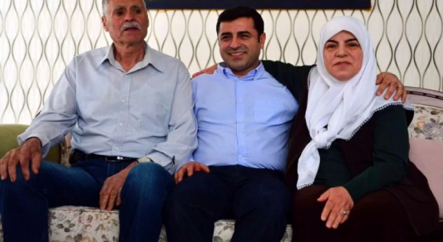 Selahattin Demirtaş annesinin rahatsızlığı sebebiyle Diyarbakır’a götürüldü