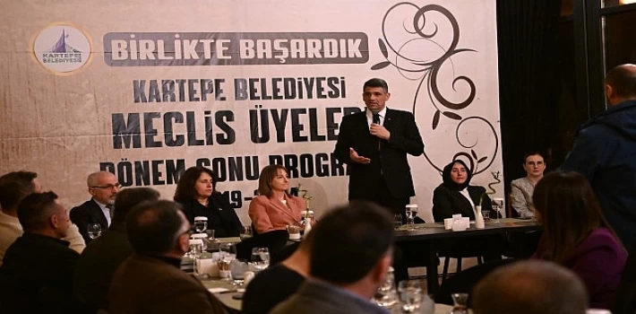 Kartepe Belediye Başkanı Av.M.Mustafa Kocaman, Kartepe Belediyesi meclis üyeleriyle bir araya gelerek birlikte geçirdikleri bir hizmet dönemini değerlendirdi