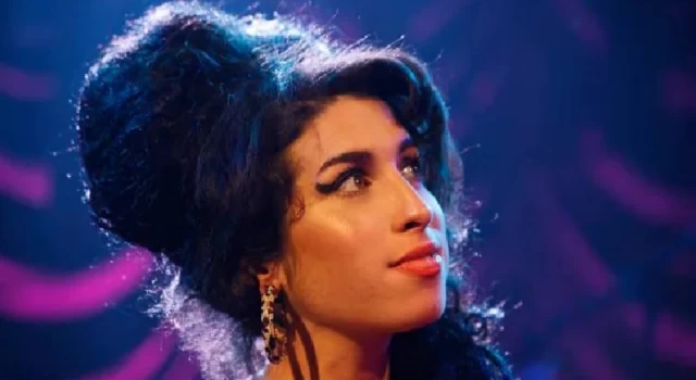 Amy Winehouse'un eşyaları bir kez daha satışa çıktı