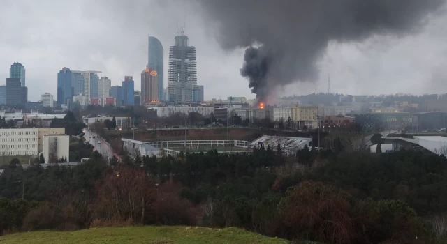 İTÜ Maslak kampüsünde işçilerin kaldığı konteynerde yangın!