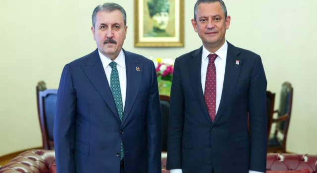 CHP Genel Başkanı Özgür Özel, BBP Genel Başkanı Destici ile bir araya geldi