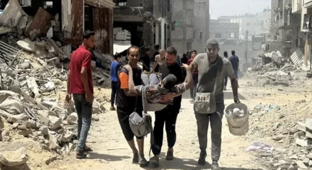 İsrail Gazze'de yine hastaneyi hedef aldı: Çok sayıda ölü ve yaralı var