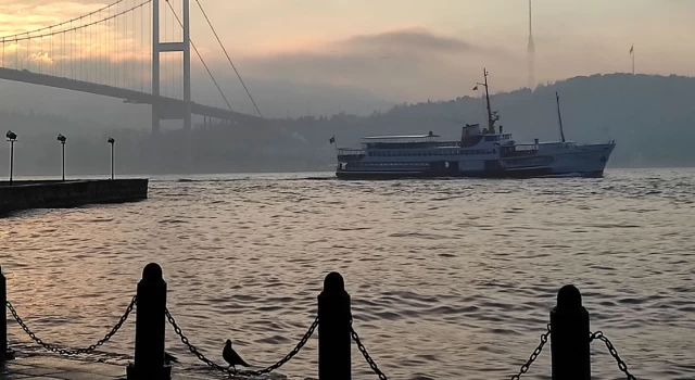 İstanbul Boğazı gemi trafiğine kapatıldı