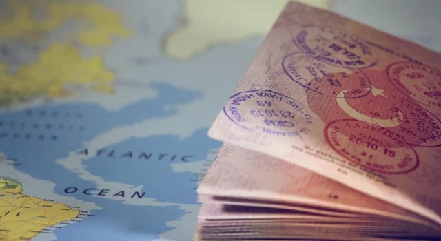Schengen vizesi krizi büyüyor: Türkiye'ye en fazla vize reddi veren ülkeler açıklandı