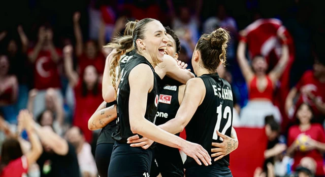 A Milli Kadın Voleybol Takımı, ABD'yi 3-2 mağlup etti