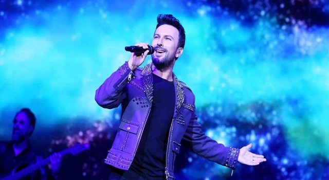 Tarkan'ın beklenen albümü Kuantum 51 yayınlandı