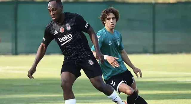 Beşiktaş, hazırlık maçında Sakaryaspor'u 2 golle mağlup etti