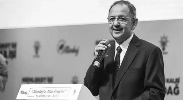 Çevre ve Şehircilik Bakanı Mehmet Özhaseki görevinden istifa etti