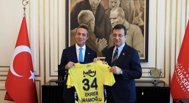 Fenerbahçe Başkanı Ali Koç, İBB Başkanı Ekrem İmamoğlu'nu ziyaret etti