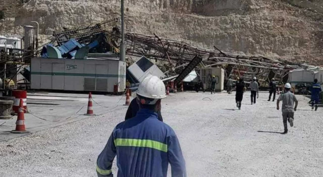 Gabar Dağı'nda petrol arama sondajı devrildi: İşçiler kule altında kaldı