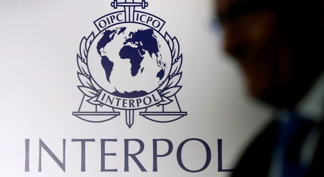 Interpol kırmızı bültenle arıyordu: Şahıs, Antalya’da ele geçirildi