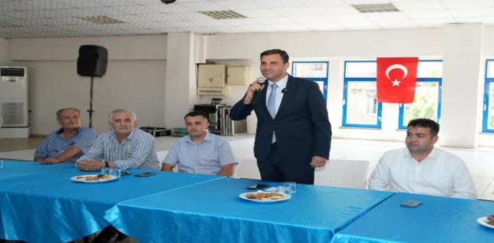 Manisa Akhisar’da Başkan Zeyrek muhtarlarla buluştu