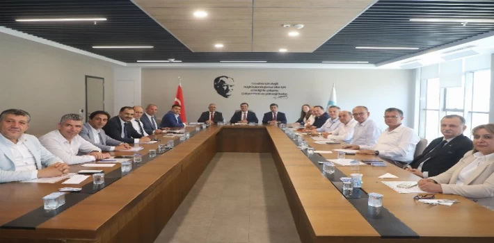 Manisa Büyükşehir’de stratejik toplantı