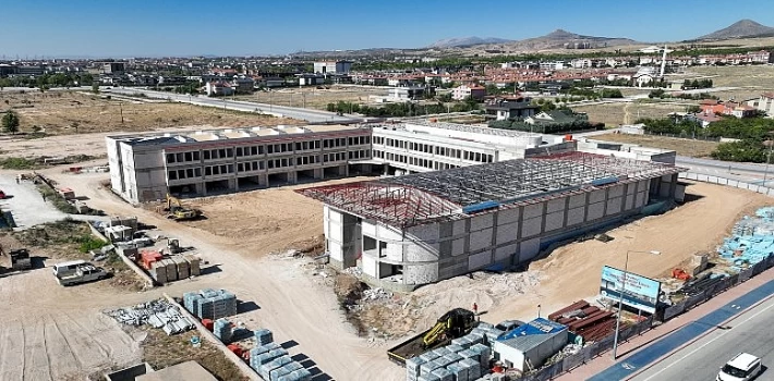 Selçuklu Belediyesi tarafından Konya’ya kazandırılacak olan Türkiye’nin en kapsamlı ve modern Güzel Sanatlar Lisesi’nin yapımı hızla devam ediyor.