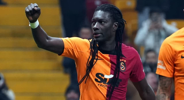 Beşiktaş maçı öncesi Bafetimbi Gomis'ten Galatasaray paylaşımı