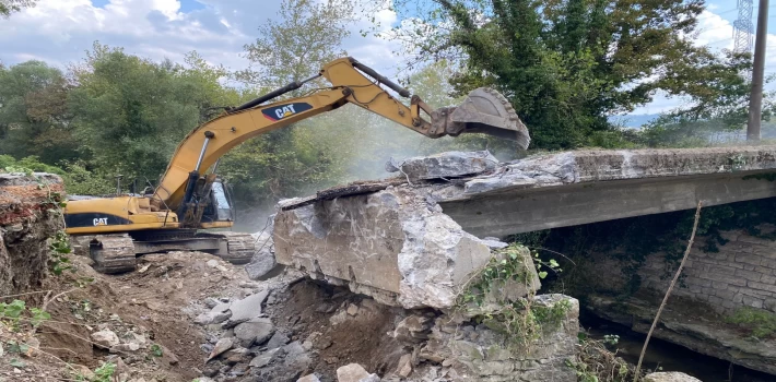 Kocaeli’de Tatarahmet Köyü Köprüsü yıkıldı, yenisi yapılıyor