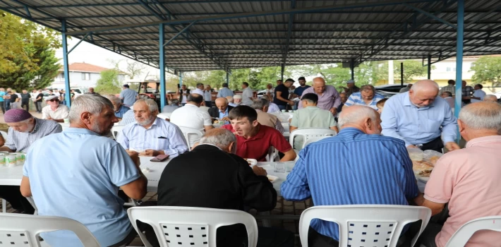 İzmit’te geleneksel mevlit programı