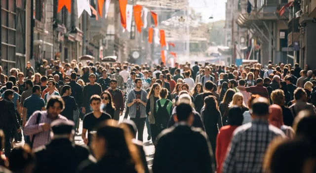 Türkiye'de ortalama yaşam süresi 77,3 yıl olarak açıklandı