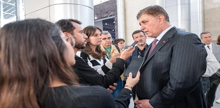 Başkan Tugay’dan Körfez açıklaması ”Zahmet olacak ama İzmir Körfezi’ne müdahale etsinler”