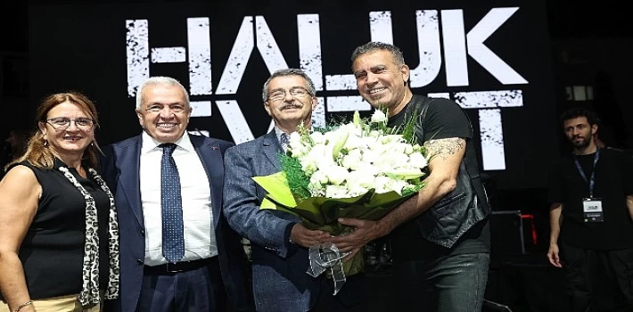 Haluk Levent’in sahne aldığı balkan panayırı coşkusu Nilüfer’i sardı