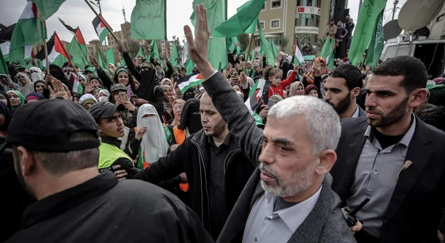 İsrail, Hamas Lideri Yahya Sinvar’ın öldürülüp öldürülmediğini inceliyor