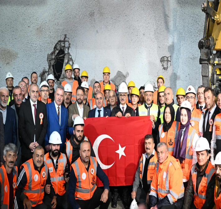 Rize Çamlıhemşin Tüneli’nde ışık göründü