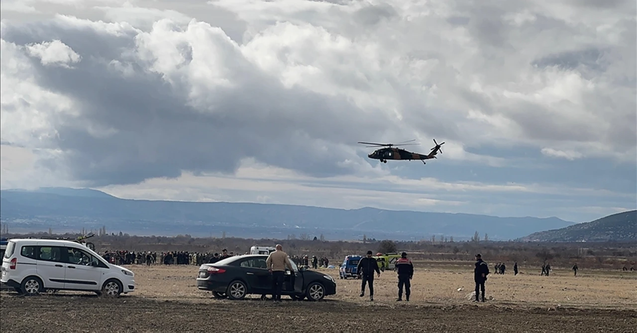 Isparta'da askeri helikopter kazasında 6 asker şehit oldu