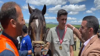 Kars’ta ”Geleneksel Yaz Festivali” düzenlendi