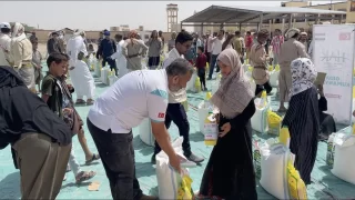 Hak İnsani Yardım Derneği Yemen’de temiz su ve gıda yardımı yaptı