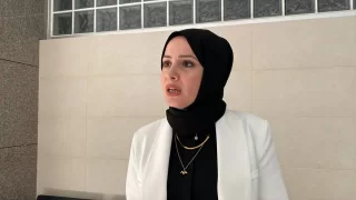 Gazeteci Meryem Nas Mercan’a başörtüsü sebebiyle hakaret ettiği öne sürülen sanığın yargılanmasına devam edildi