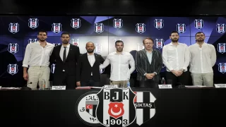 Beşiktaş Erkek Basketbol Takımı’nın yeni transferleri için imza töreni düzenledi