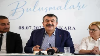 Bakan Tekin, ”Öğretmenler Odası Buluşmaları”nda öğretmenlerle bir araya geldi