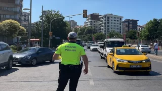 Kadıköy’de sivil trafik ekipleri minibüslerde denetim yaptı