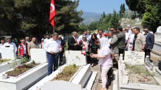 Sakarya ve Karabük’te 15 Temmuz şehitleri mezarları başında anıldı