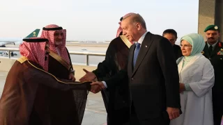 Cumhurbaşkanı Erdoğan Suudi Arabistan’da