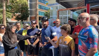 Kadıköy’deki kazada ölen bisiklet sürücüsü Güzelgün’ün arkadaşları polis merkezinde toplandı