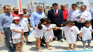 Gençlik ve Spor Bakanı Osman Aşkın Bak, Hatay’da temaslarda bulundu