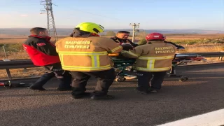 İstanbulİzmir Otoyolu’nun Balıkesir kesimindeki trafik kazasında 3 kişi yaralandı