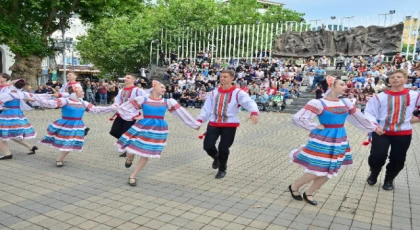 ’Altın Karagöz’ Bursa sokaklarında