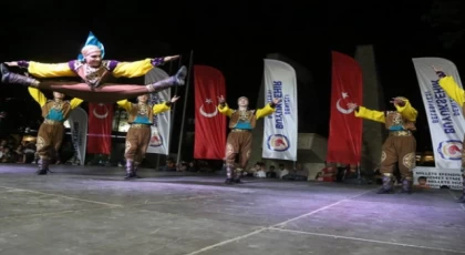 Halk Dansları Festivali coşkulu başladı