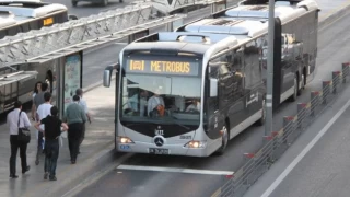 İmamoğlu: 200 yeni metrobüs İstanbulluların hizmetinde