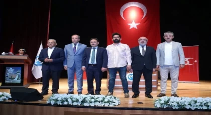 Kayseri protokolü 15 Temmuz konferansına katıldı