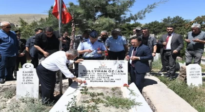 Kayseri’nin 15 Temmuz şehitlerine ziyaret