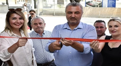 Malkara belediye başkanı Ulaş Yurdakul Fresh Fast Food’un açılışını gerçekleştirdi