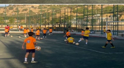 Mardin Büyükşehir geleceğin futbolcularını yetiştiriyor