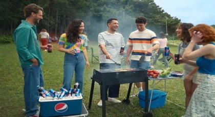 Pepsi ve Uraz Kaygılaroğlu ile Yazın Keyifli Anlarını Doya Doya Yaşa