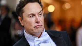 Twitter'a limit getiren Elon Musk'tan tepkilere yanıt: Derin bir transtan uyanıyorsun