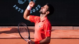 Wimbledon'da Djokovic 2. tura yükseldi