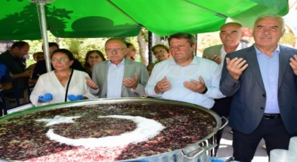 Manisa’da aşure bereketi sürüyor