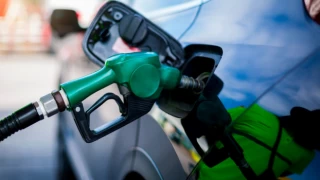 Benzine 1 lira 55 kuruş indirim bekleniyor